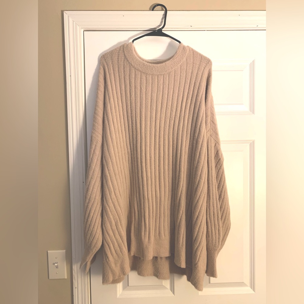 Aerie sweater (BRAND NEW - tag off)